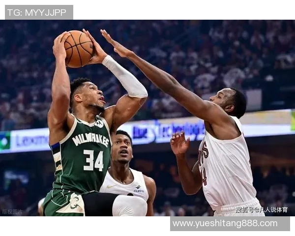 字母哥愤怒撕毁球衣雄鹿惨败后更衣室内冲突不断引发热议 字母哥愤怒撕毁球衣雄鹿惨败后更衣室内冲突不断引发热议