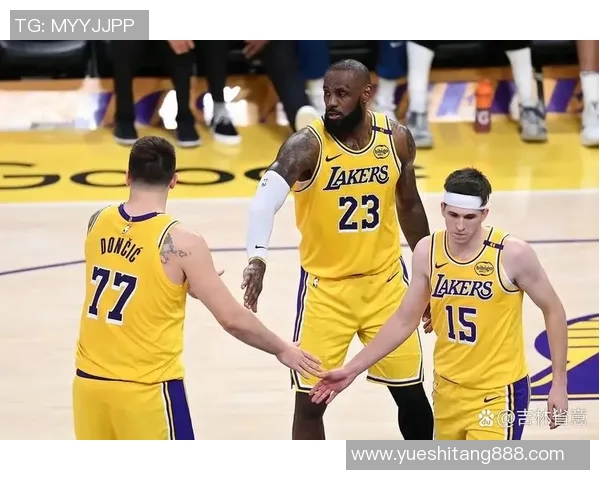 湖人火箭对决精彩回顾178分大战背后的战术与球员表现分析 湖人火箭对决精彩回顾178分大战背后的战术与球员表现分析