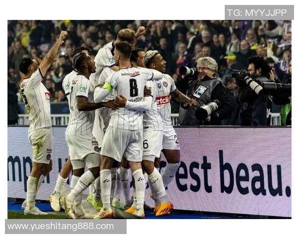 索肖与图卢兹的较量揭示法甲新赛季的竞争格局与球队实力对比 索肖与图卢兹的较量揭示法甲新赛季的竞争格局与球队实力对比