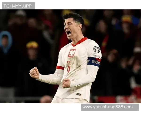 莱万带领球队重返巅峰之路展现超凡实力与不屈斗志 莱万带领球队重返巅峰之路展现超凡实力与不屈斗志