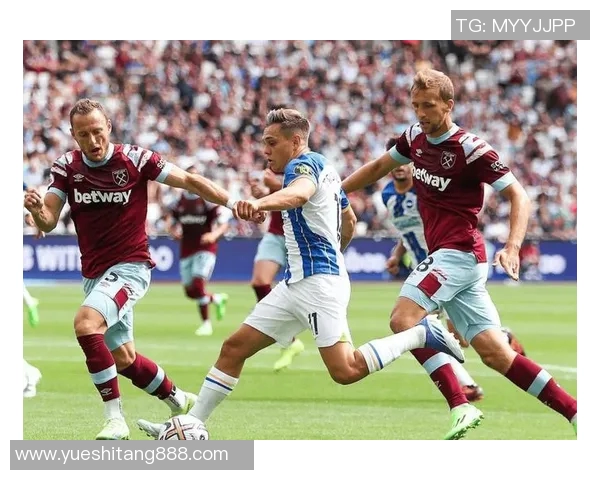 雷丁与诺丁汉森林精彩对决直播全程回顾与分析